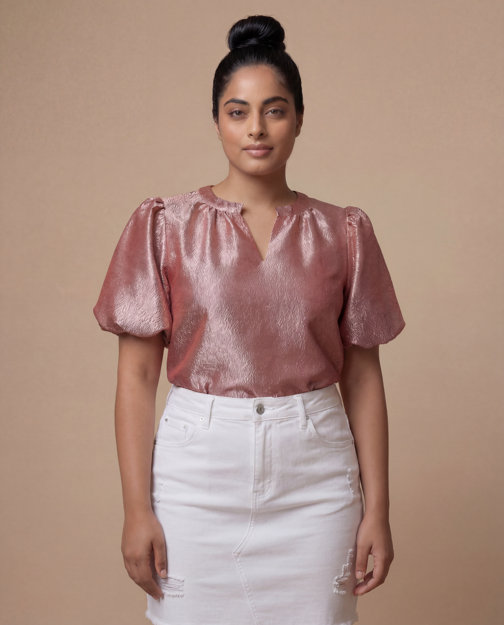 BiBi Jacquard Woven Short Balloon Sleeves V Neck Top
